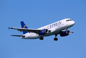 Cyprus Airways poletí z Bratislavy na grécky Rodos a Korfu