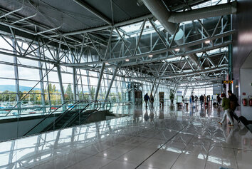 Letisko Bratislava vybavilo v prvom polroku 945-tisíc cestujúcich